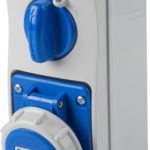 Industrial socket with isolator 3 pin 32A