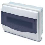 Distribution board 8 way Famatel Recessed