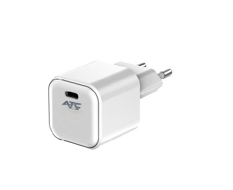 IMG_0967 USB Charger Ultra Fast C port 65 watt - Image 1